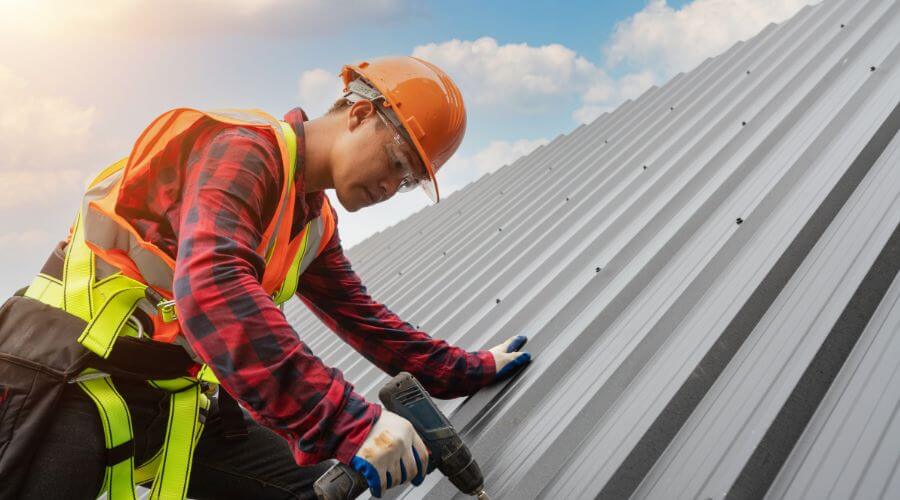 Professional Emergency Roof Repairs services in Brohman, MI
